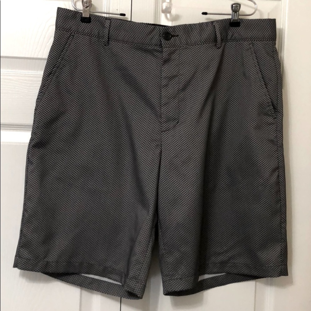 Greg Norman Tasso Elba Men’s Golf Shorts Size 36